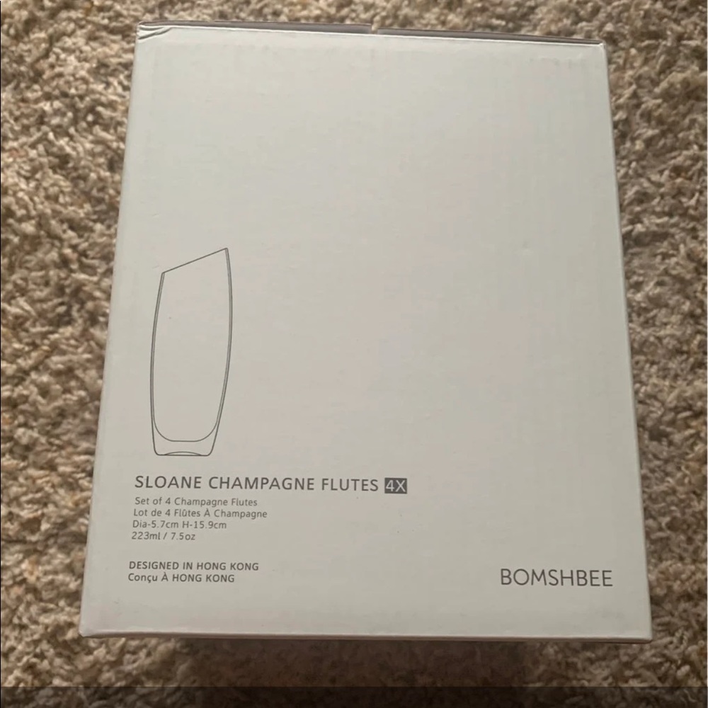 Bombshee champagne flutes